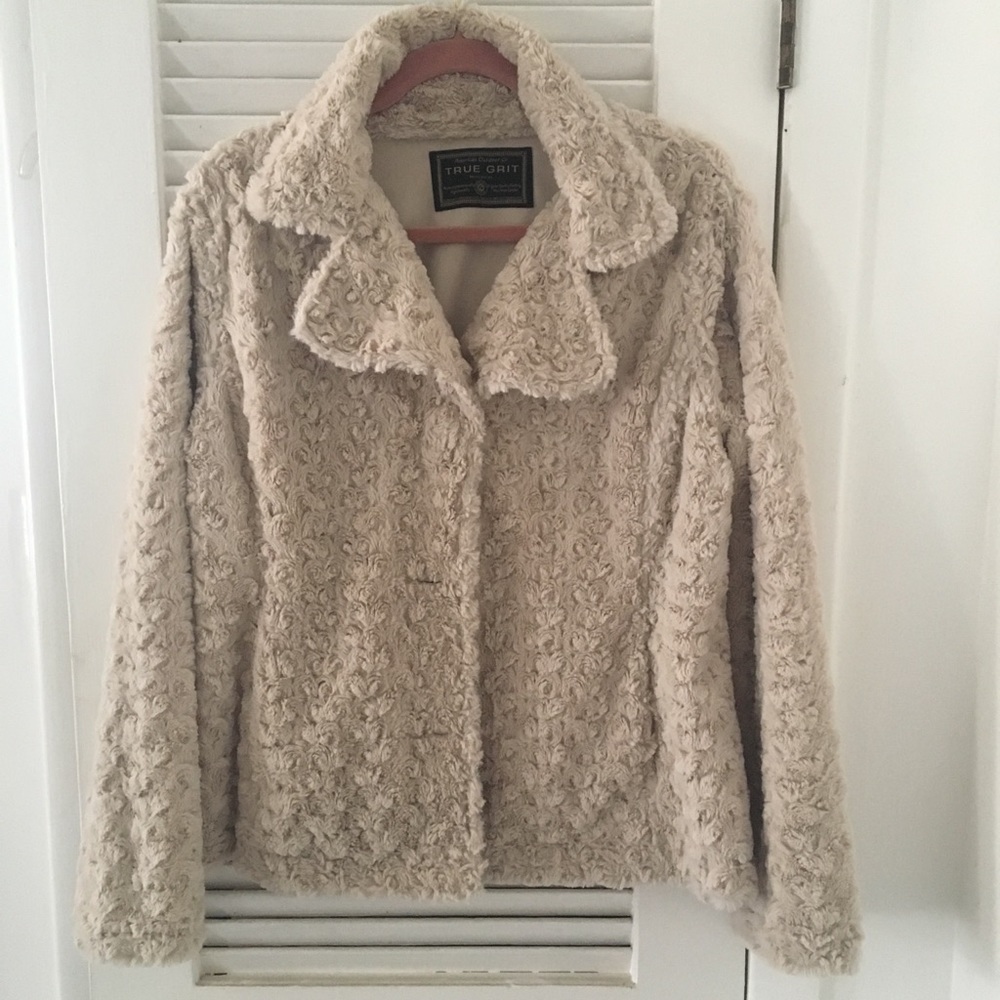 American Outdoor Co. Ivory Faux Fur Coat Sz XL